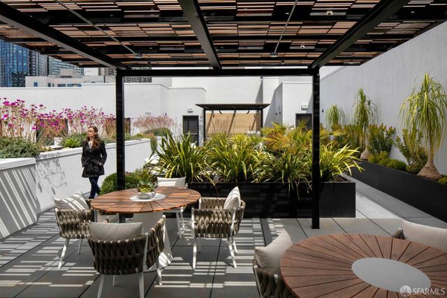 1288 Howard Street 330, San Francisco, CA 94103