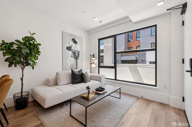 1288 Howard Street 330, San Francisco, CA 94103