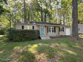 132 Meadowlane Drive, Brandon, MS 39042