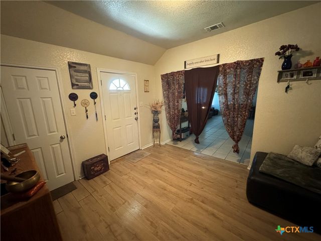 1617 S Harley Drive, Harker Heights, TX 76548