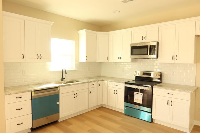 190 Avocada Drive Drive, Santee, SC 29142