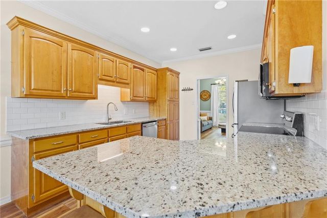 10621 Sassaman Court, Daphne, AL 36526