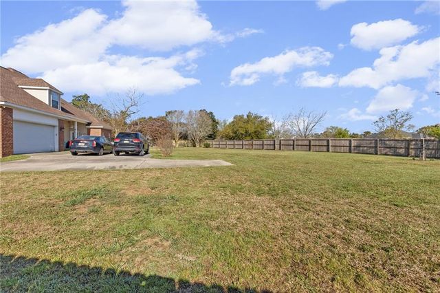 10621 Sassaman Court, Daphne, AL 36526