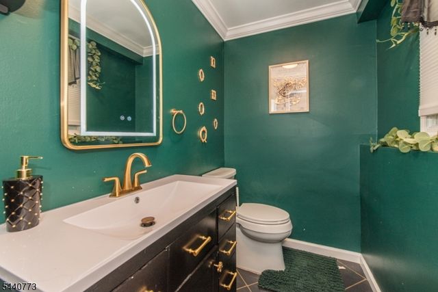 646 Reba Rd, Mount Arlington Boro, NJ 07850