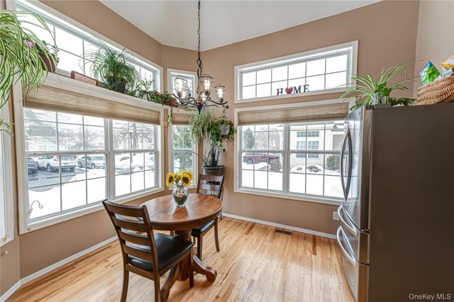 78 Cranberry Circle, Medford, NY 11763