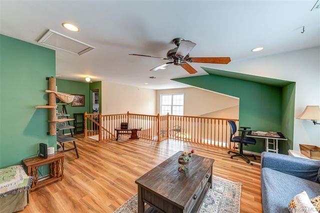 78 Cranberry Circle, Medford, NY 11763