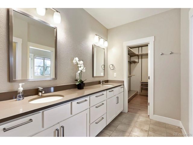 5434 N Verbena St, Denver, CO 80238