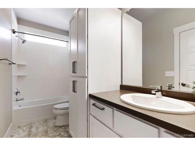 5434 N Verbena St, Denver, CO 80238