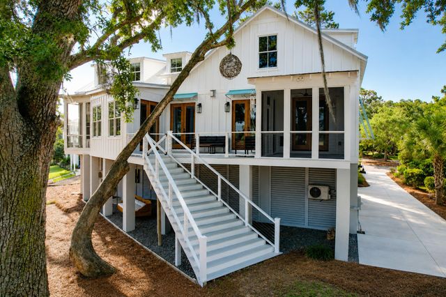 227 Palmetto Bluff, Mount Pleasant, SC 29464