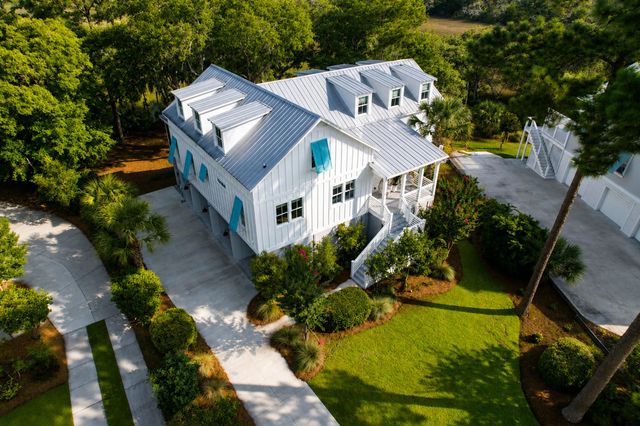 227 Palmetto Bluff, Mount Pleasant, SC 29464