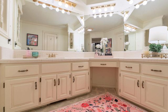 3 Brentwood Place, Shawnee, OK 74804
