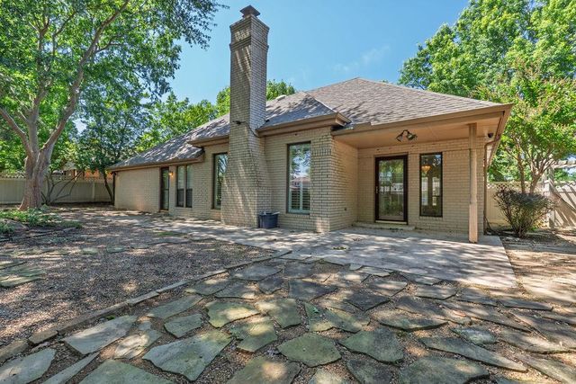 3 Brentwood Place, Shawnee, OK 74804