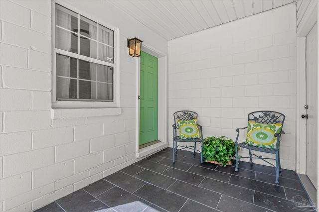 5120 W Fairfield Dr, Pensacola, FL 32506