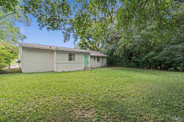 5120 W Fairfield Dr, Pensacola, FL 32506