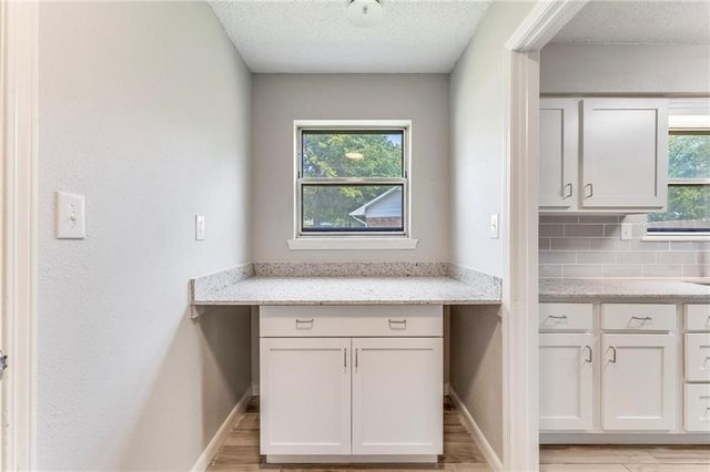 303 Indian Trail, Springdale, AR 72764