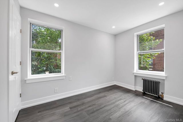 78-06 Main Street 2L, Flushing, NY 11367