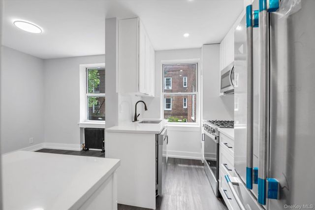 78-06 Main Street 2L, Flushing, NY 11367