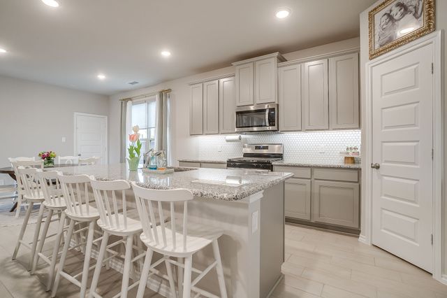 1912 Kit Fox Run, Mesquite, TX 75181