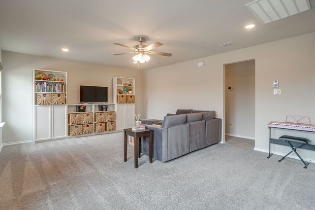 1912 Kit Fox Run, Mesquite, TX 75181