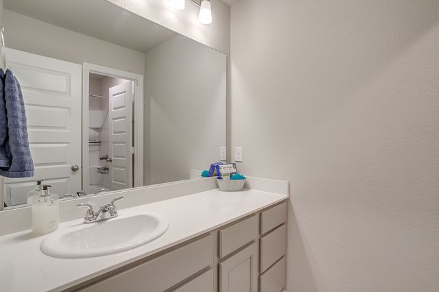 1912 Kit Fox Run, Mesquite, TX 75181