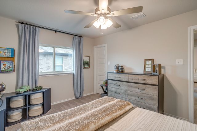 1912 Kit Fox Run, Mesquite, TX 75181