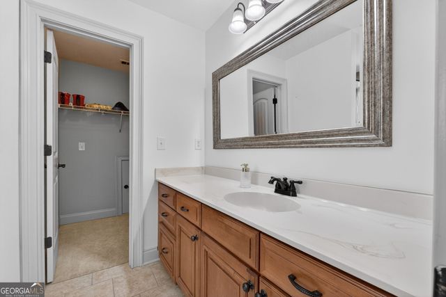 32 River Rapids Drive, Forsyth, GA 31029