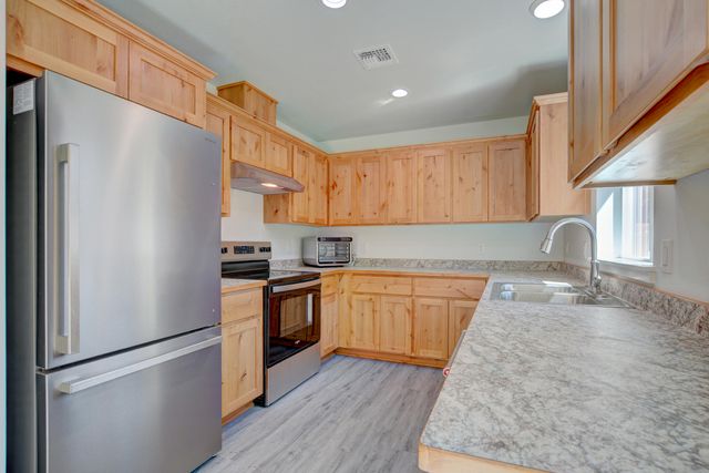 1637 Carnahan Drive, Grants Pass, OR 97527