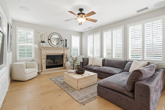 3156 Griffon Ct, Simi Valley, CA 93065