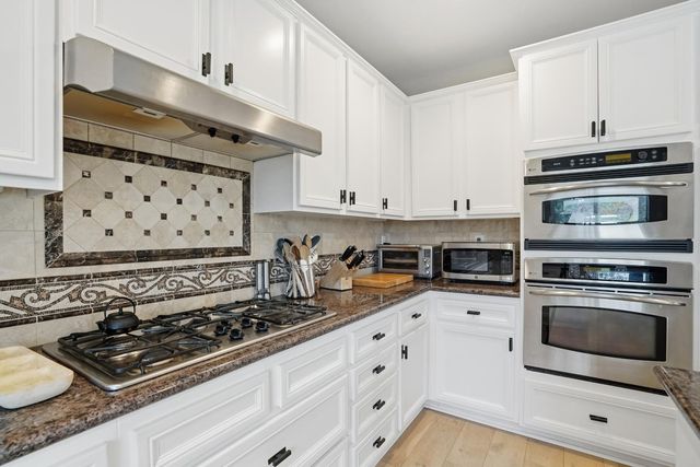 3156 Griffon Ct, Simi Valley, CA 93065