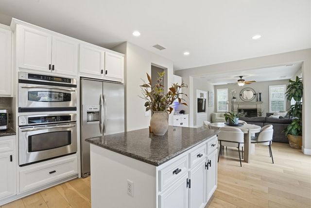 3156 Griffon Ct, Simi Valley, CA 93065