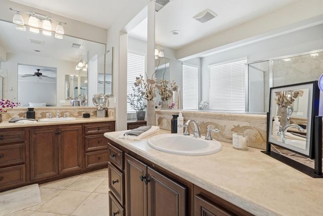 3156 Griffon Ct, Simi Valley, CA 93065