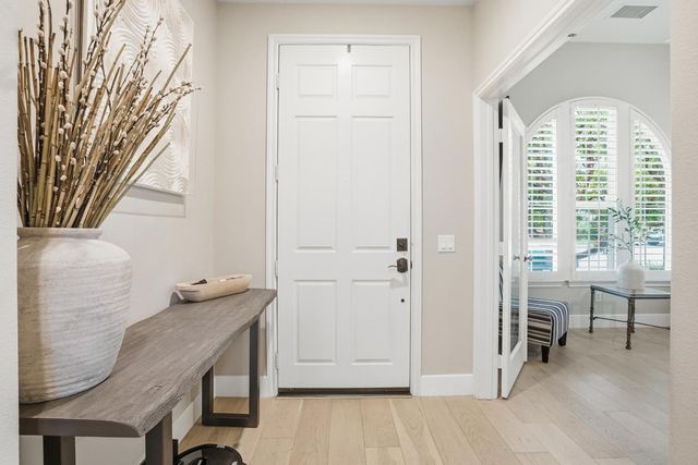 3156 Griffon Ct, Simi Valley, CA 93065