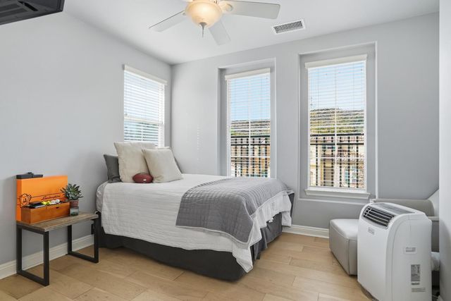 3156 Griffon Ct, Simi Valley, CA 93065