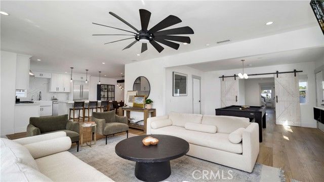 308 E 18th Street, Costa Mesa, CA 92627