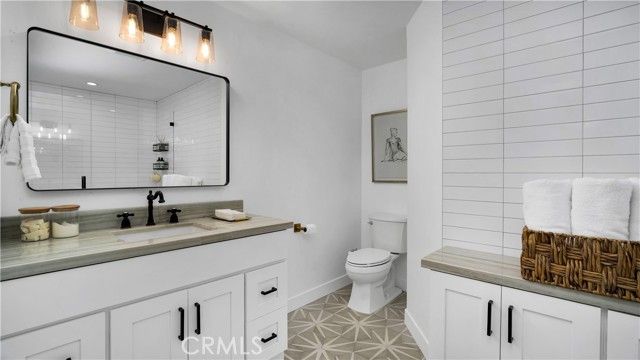 308 E 18th Street, Costa Mesa, CA 92627