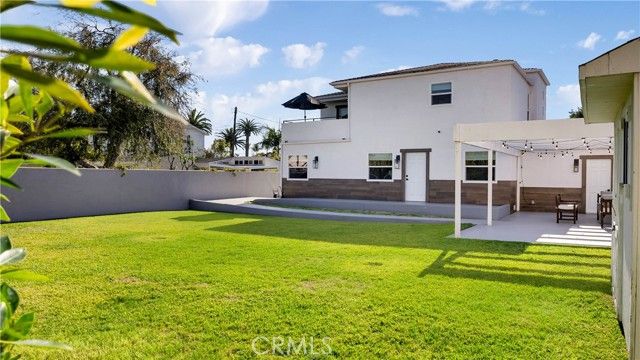 308 E 18th Street, Costa Mesa, CA 92627