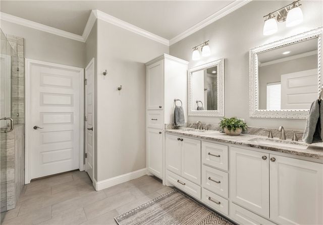 4905 Fallen Oak Cove, College Station, TX 77845