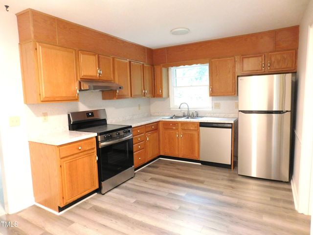 5401 Mcnairy Drive, Greensboro, NC 27455