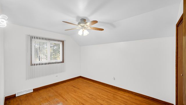 3317 E Buried Oak Drive, Crete, IL 60417