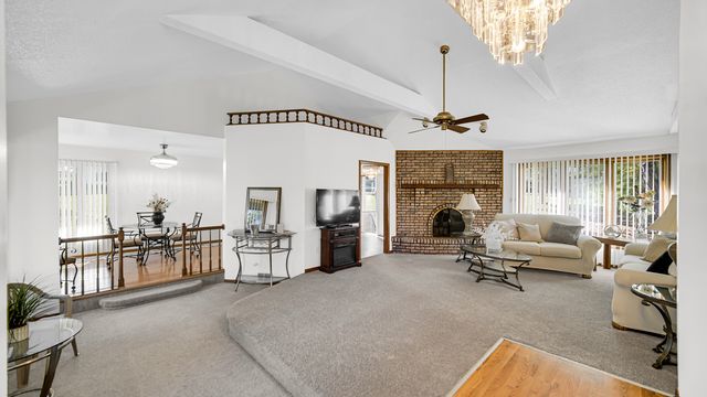 3317 E Buried Oak Drive, Crete, IL 60417