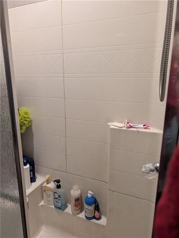 403 S Adams Street, Nevada, MO 64772