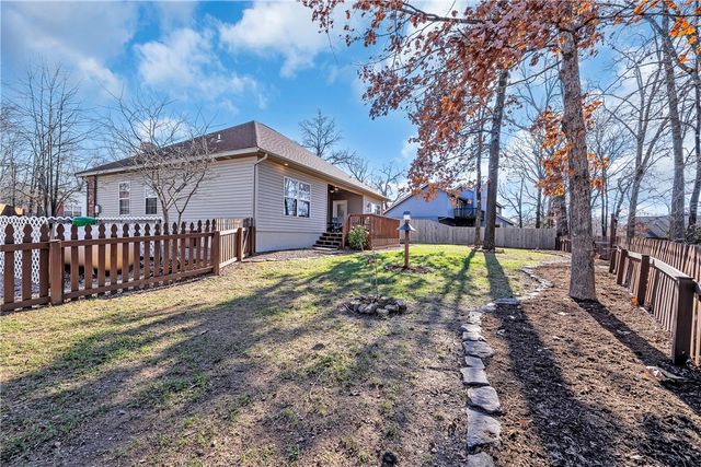 39 Brecknock Drive, Bella Vista, AR 72714