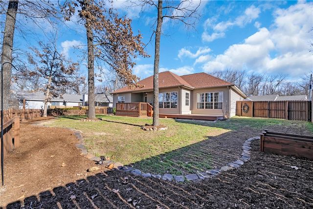 39 Brecknock Drive, Bella Vista, AR 72714