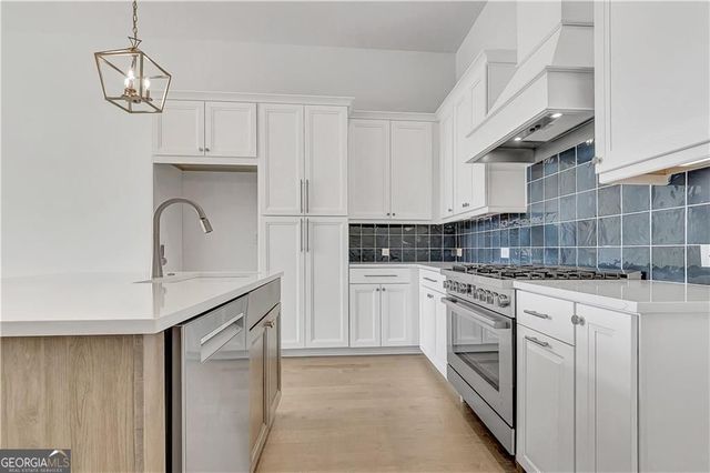 180 Rolison Way, Fayetteville, GA 30214