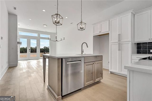 180 Rolison Way, Fayetteville, GA 30214