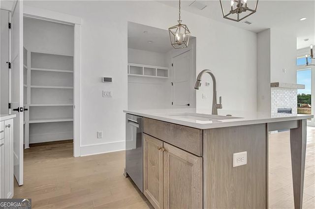 180 Rolison Way, Fayetteville, GA 30214