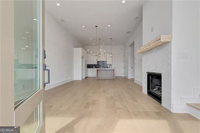 180 Rolison Way, Fayetteville, GA 30214