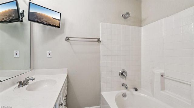 3100 Brookrun Drive, Jamestown, NC 27282