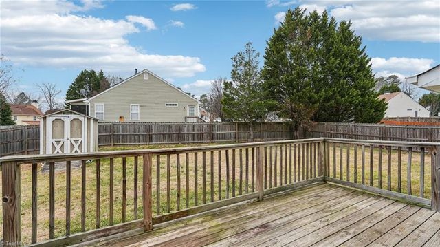 3100 Brookrun Drive, Jamestown, NC 27282