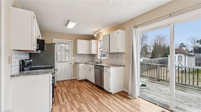 3100 Brookrun Drive, Jamestown, NC 27282